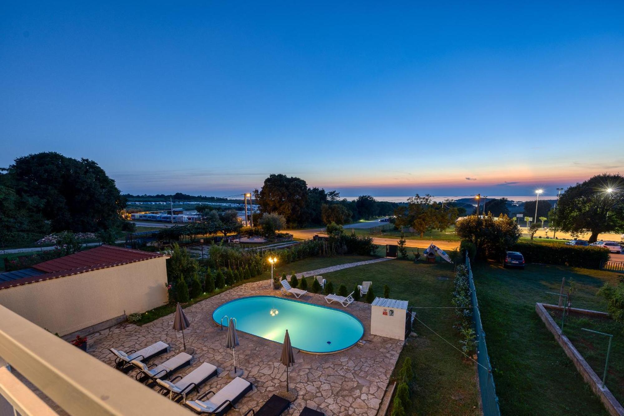 Apartment-Haus Wolbeck Porec Bagian luar foto