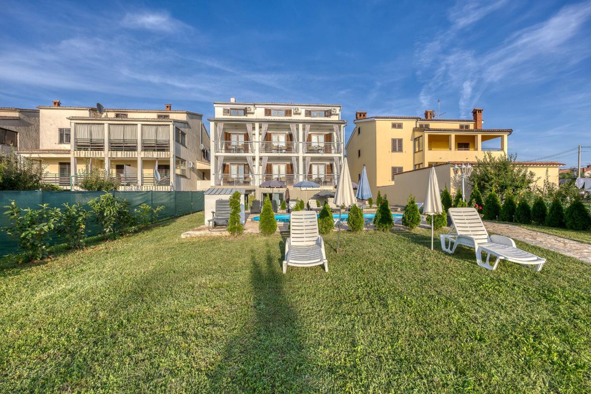 Apartment-Haus Wolbeck Porec Bagian luar foto